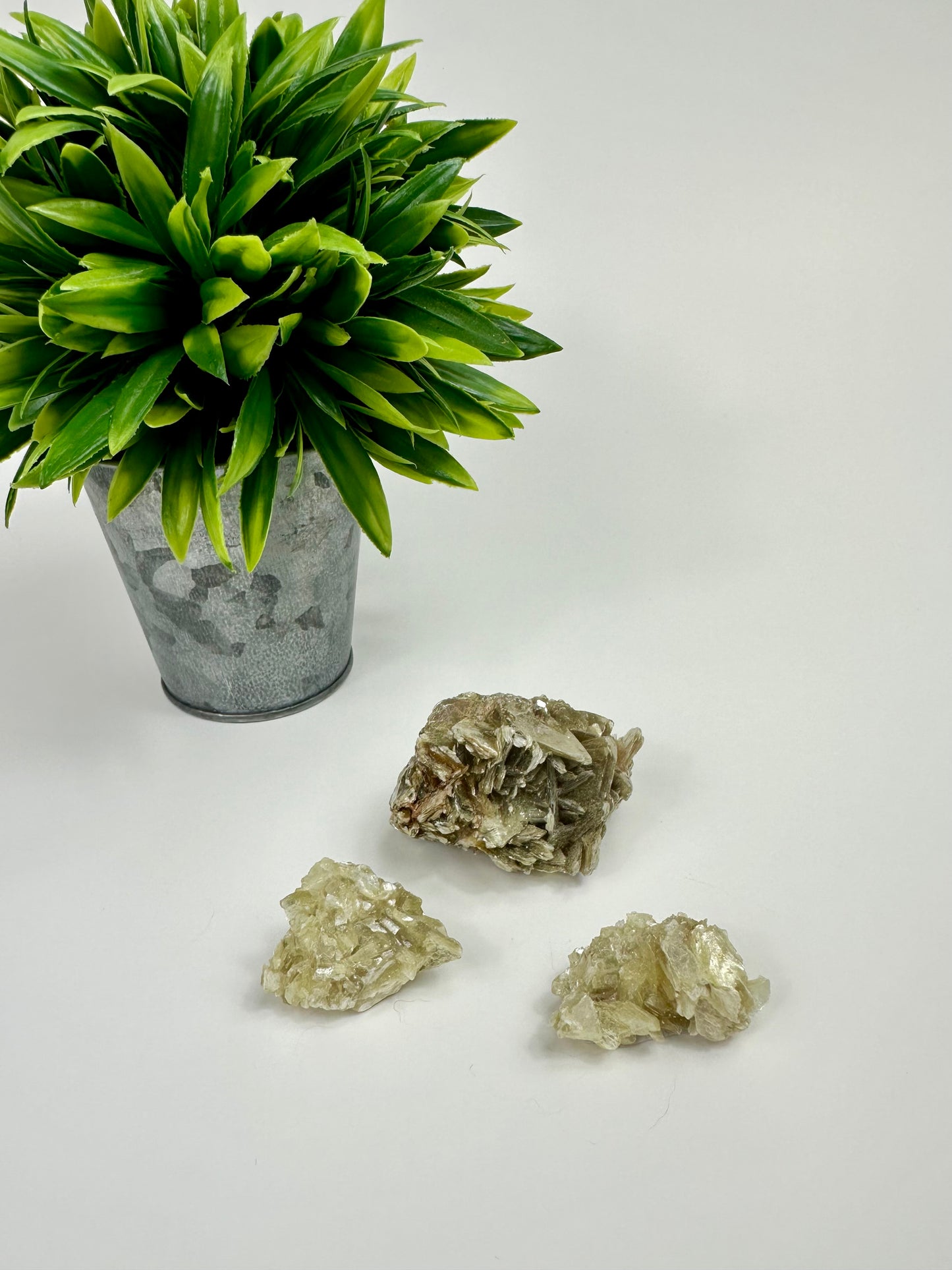 Muscovite Raw Specimens
