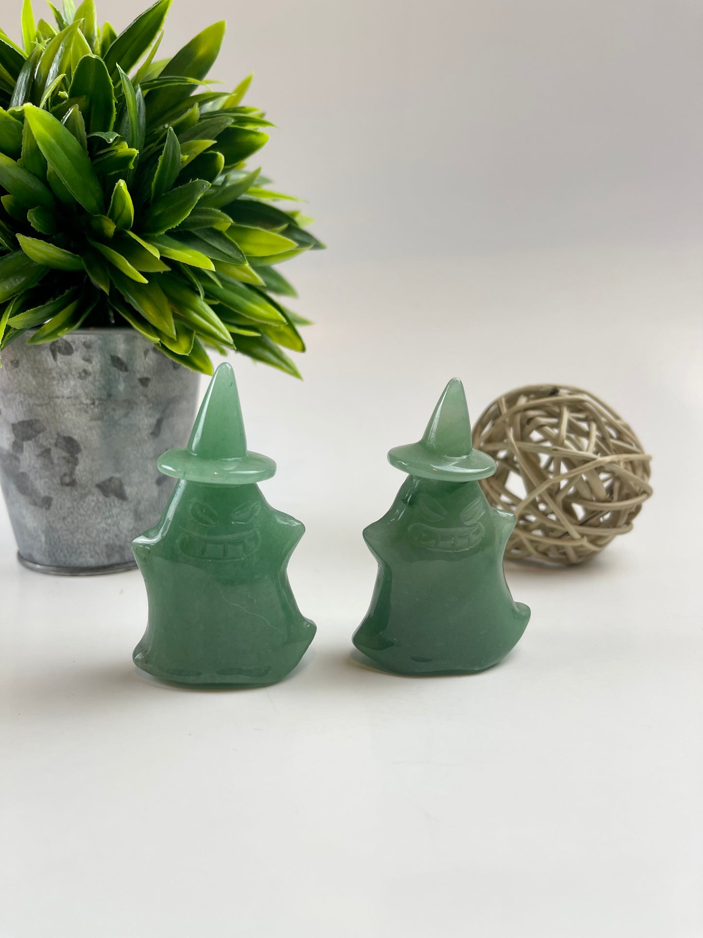 Green Aventurine Ghost with Witch Hat