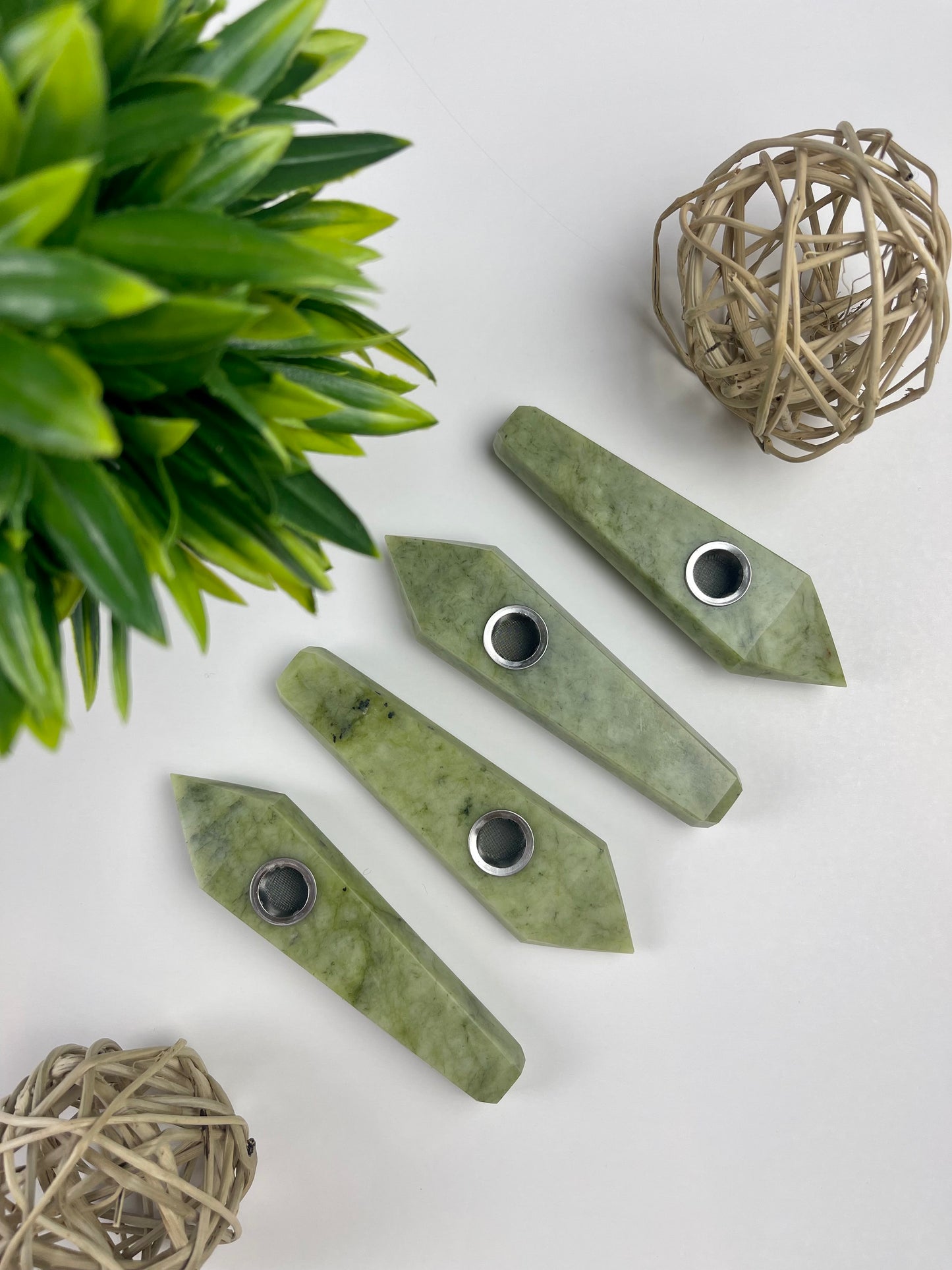 Jade Pipe