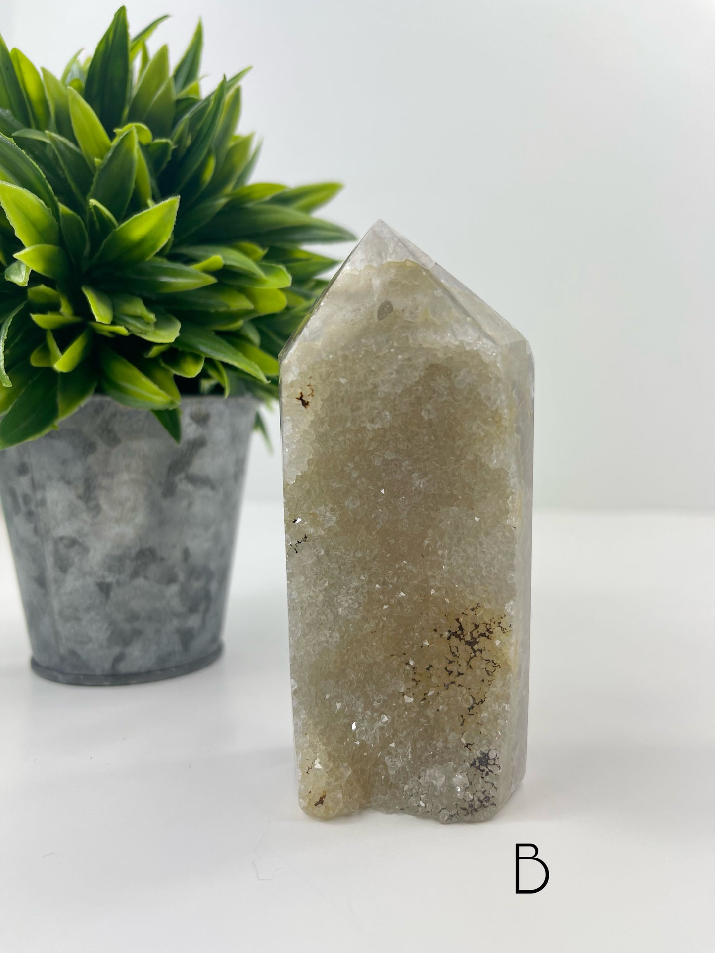 Agate Druzy Tower B