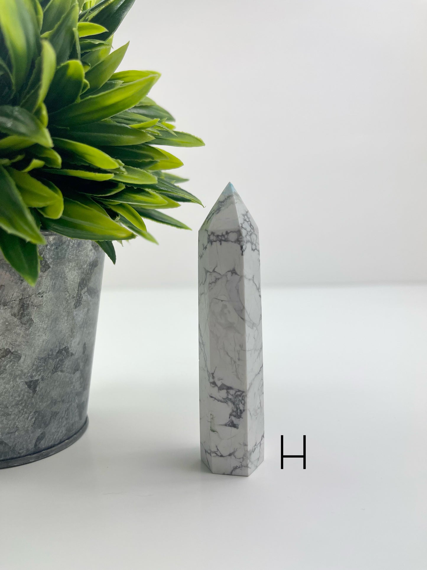 Howlite Tower H