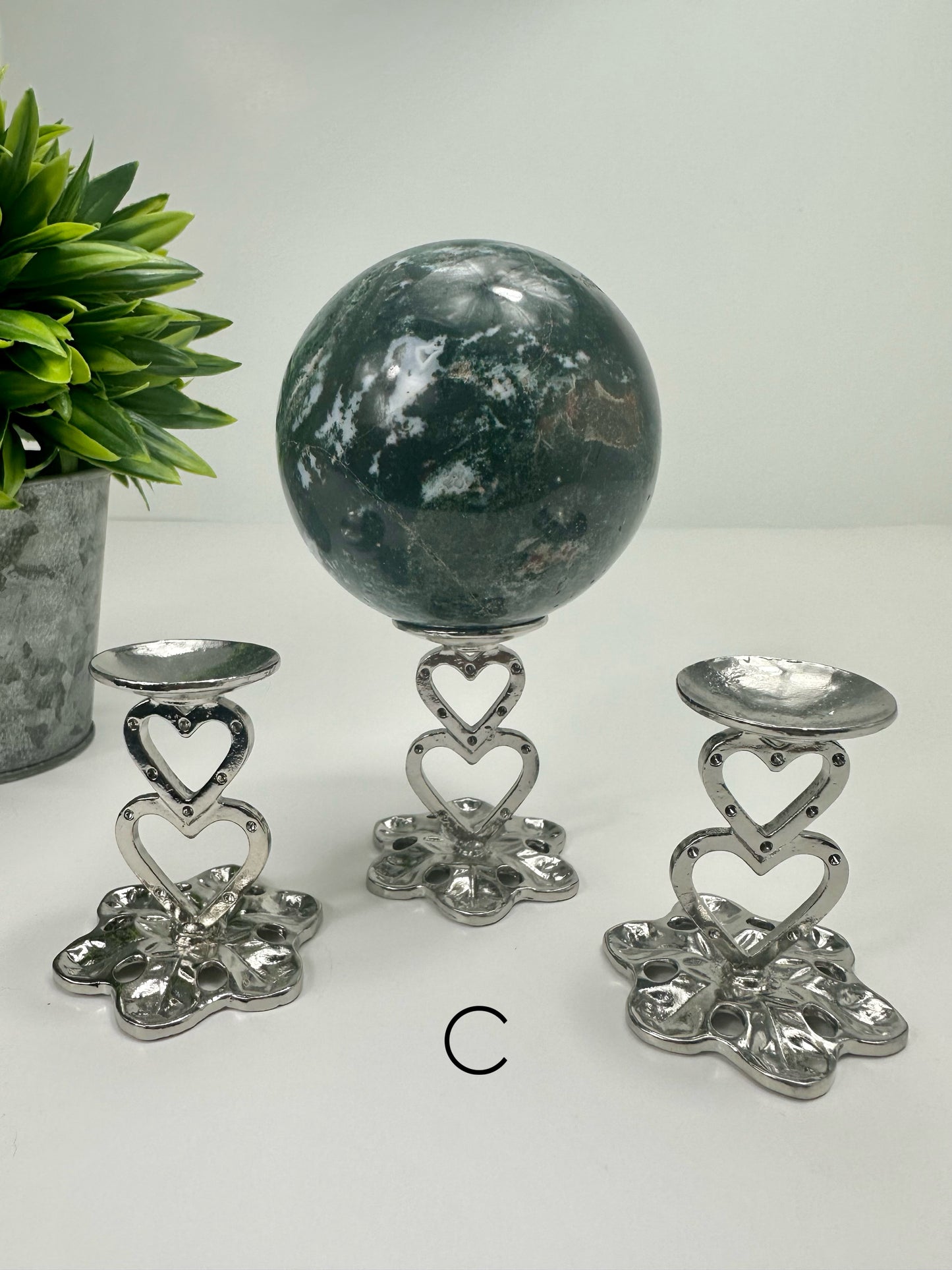 Silver Double Hearted Sphere Stand