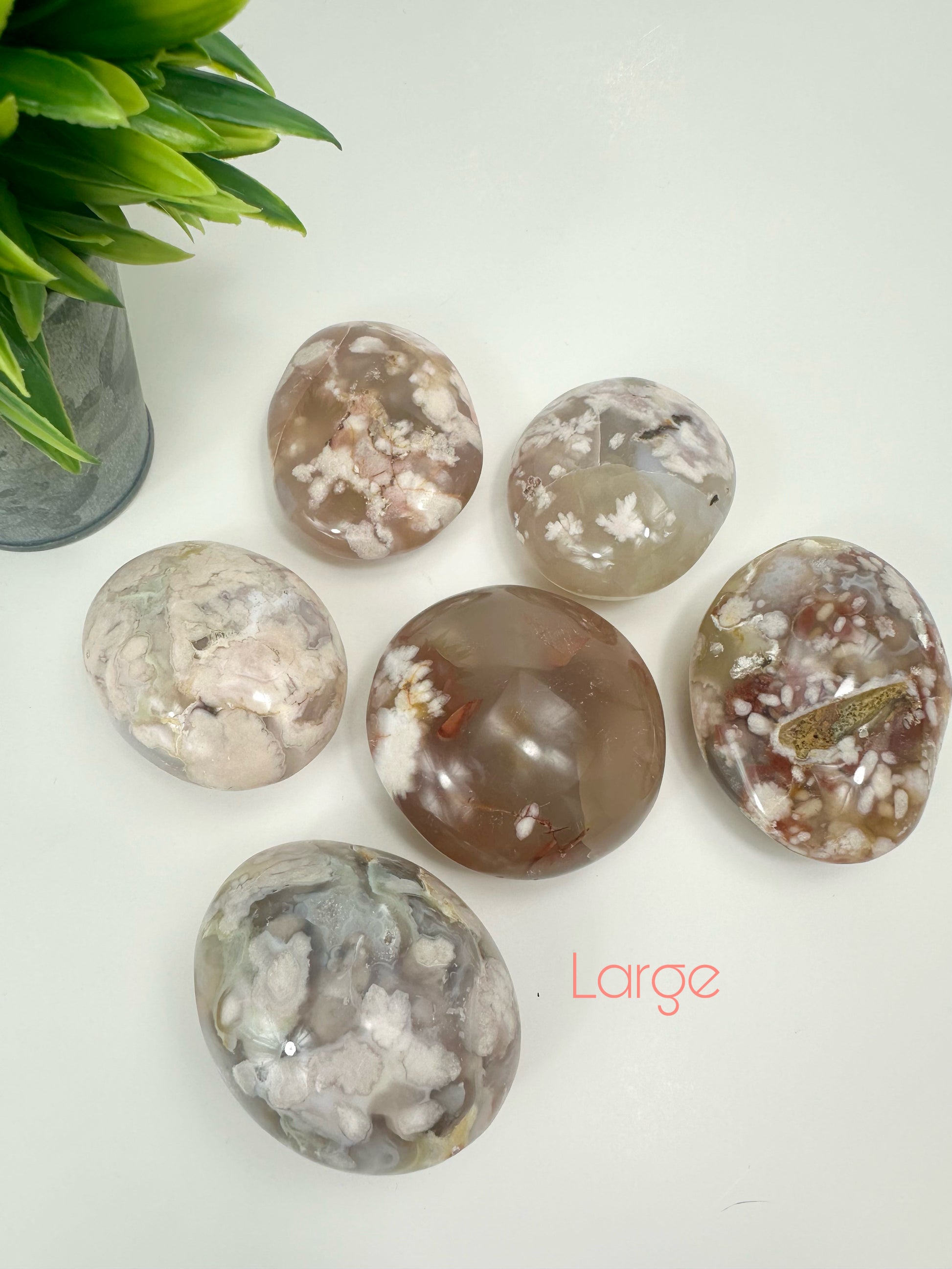 Large Flower Agate Palm Stones