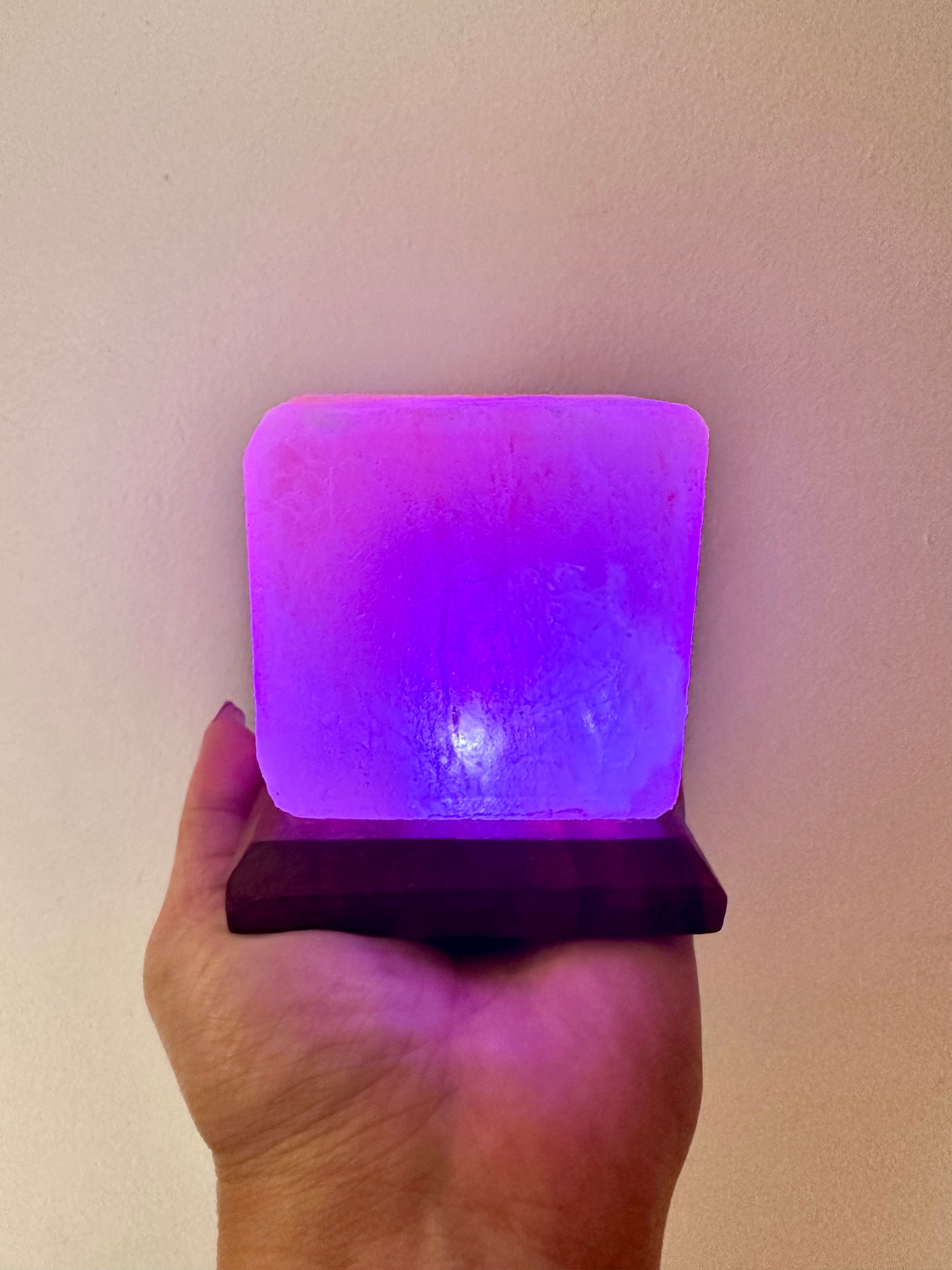 USB Colour Changing Pink Himalayan Salt Lamp - Cube