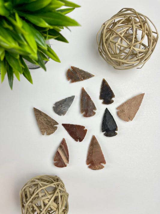 Small Agate Arrowheads