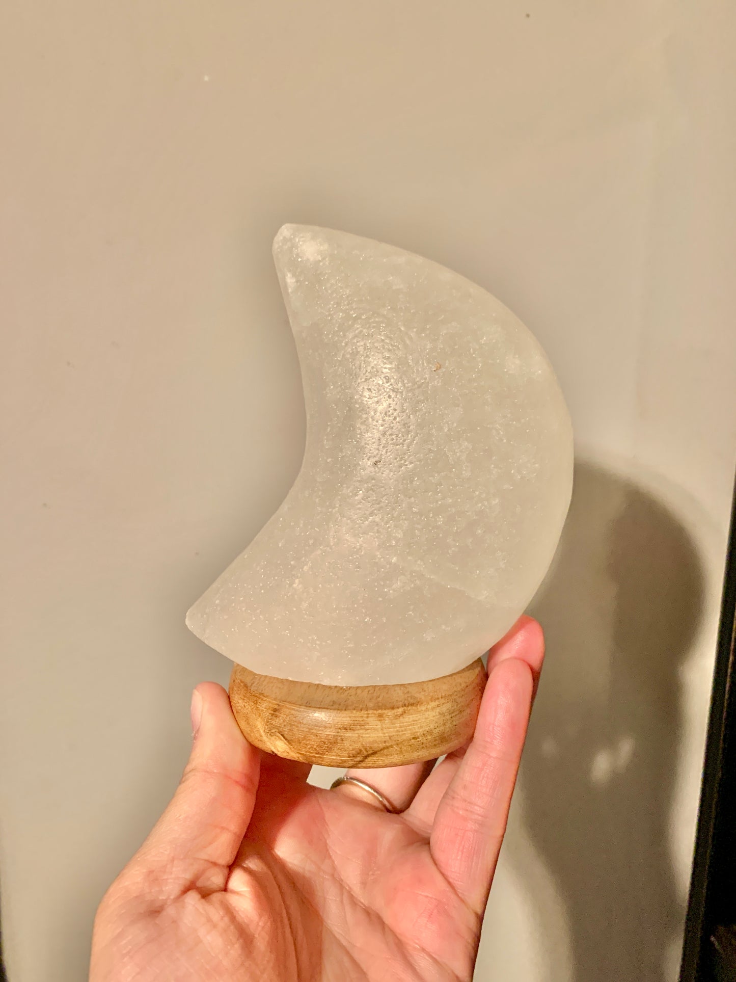 USB Colour Changing White Himalayan Salt Lamp - Moon