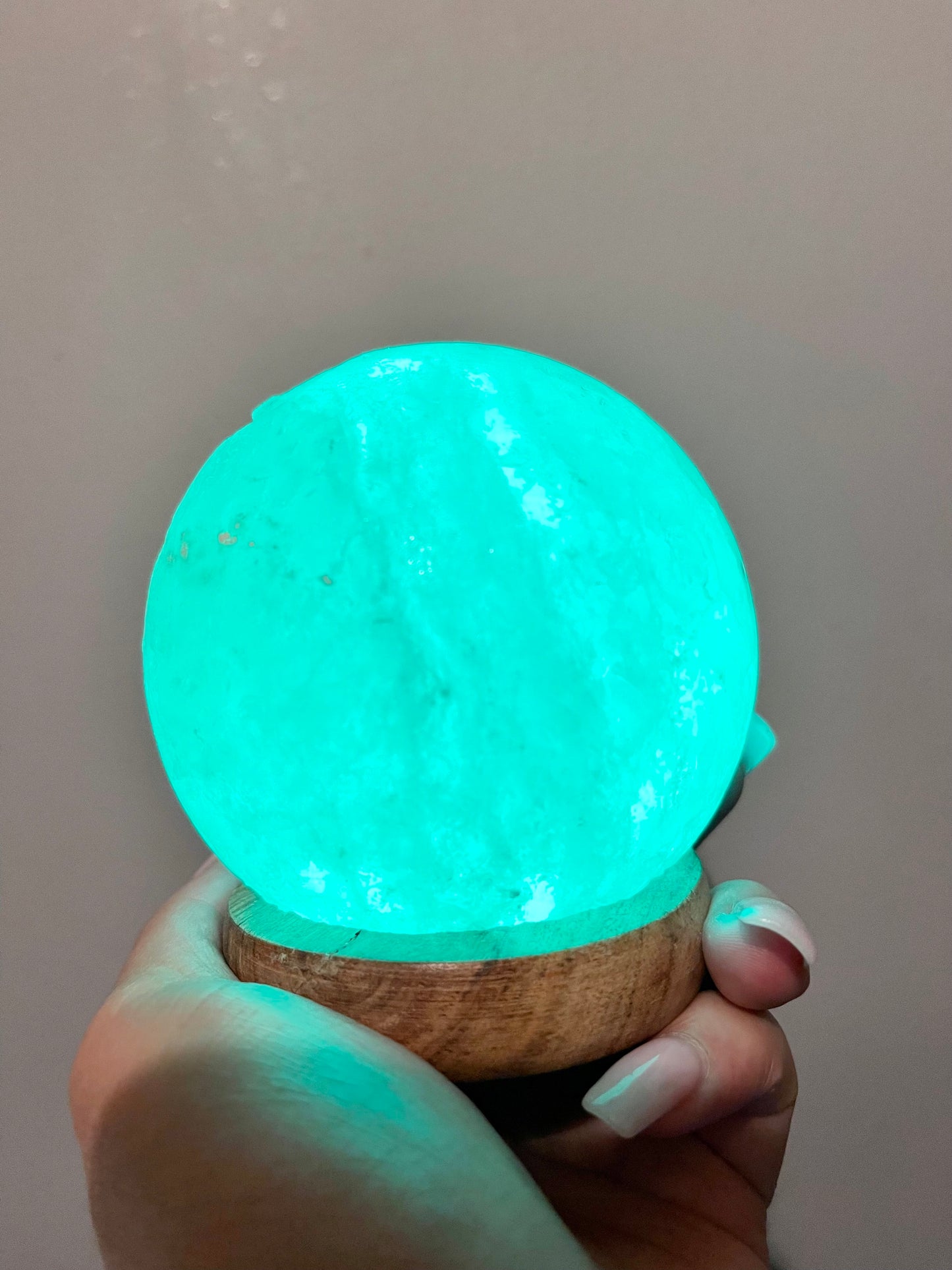 USB Colour Changing Pink Himalayan Salt Lamp - Sphere
