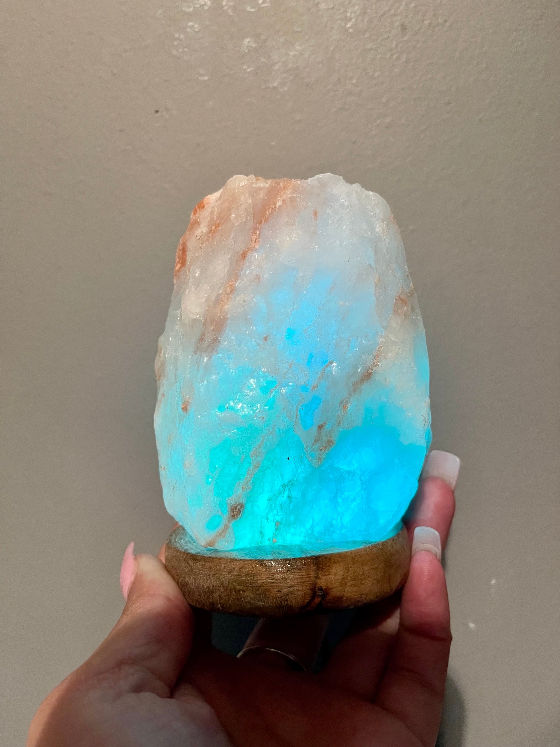 USB Colour Changing Pink Himalayan Salt Lamp - Natural