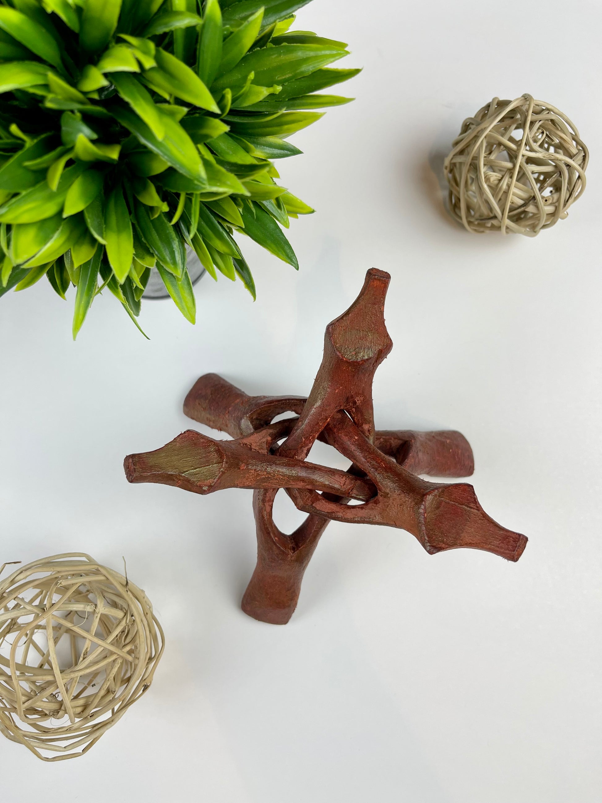 Red Wooden Cobra Sphere Stand