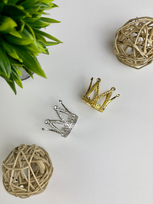 Crown Sphere Stands