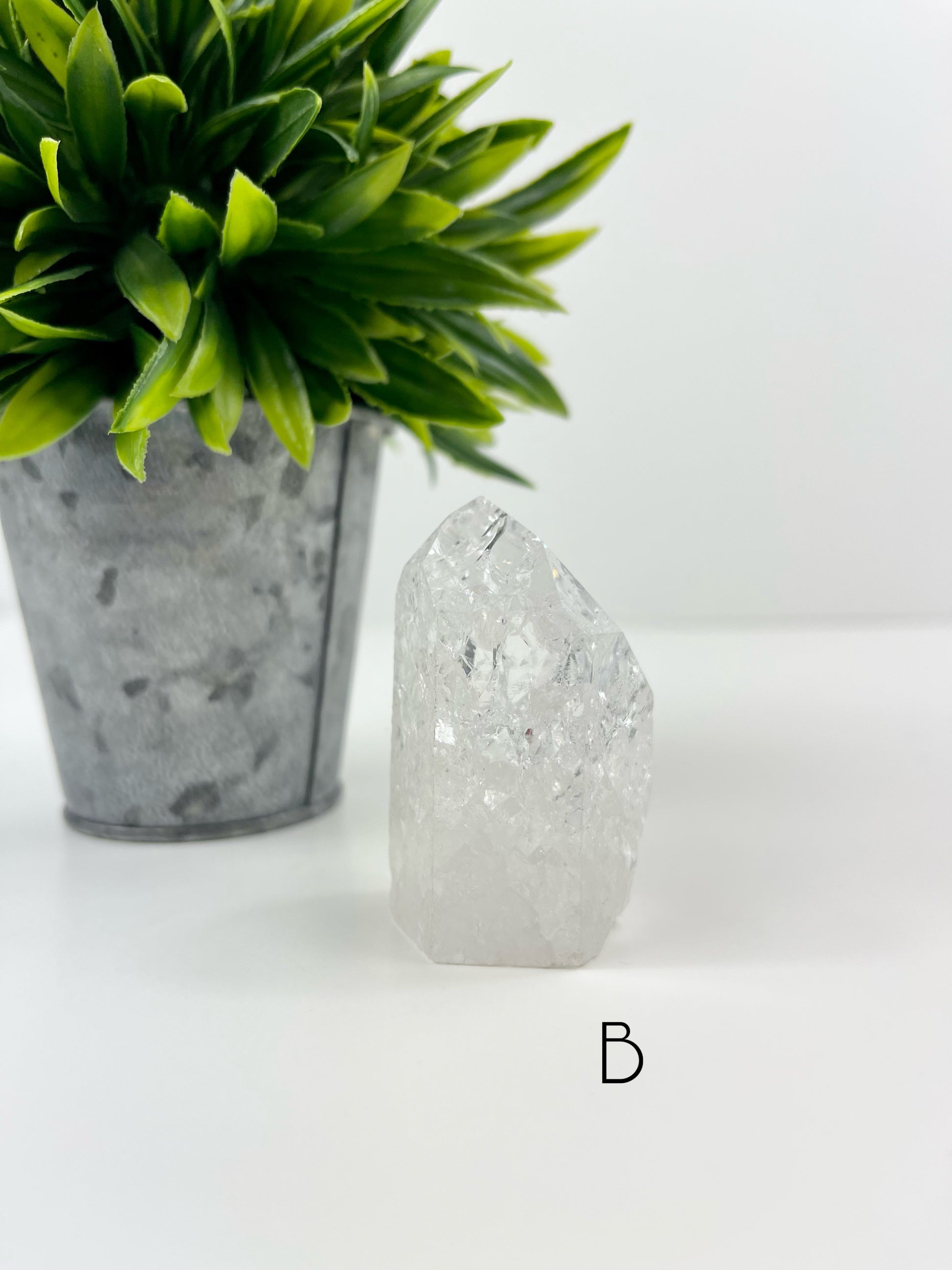 Crackle Quartz Tower B