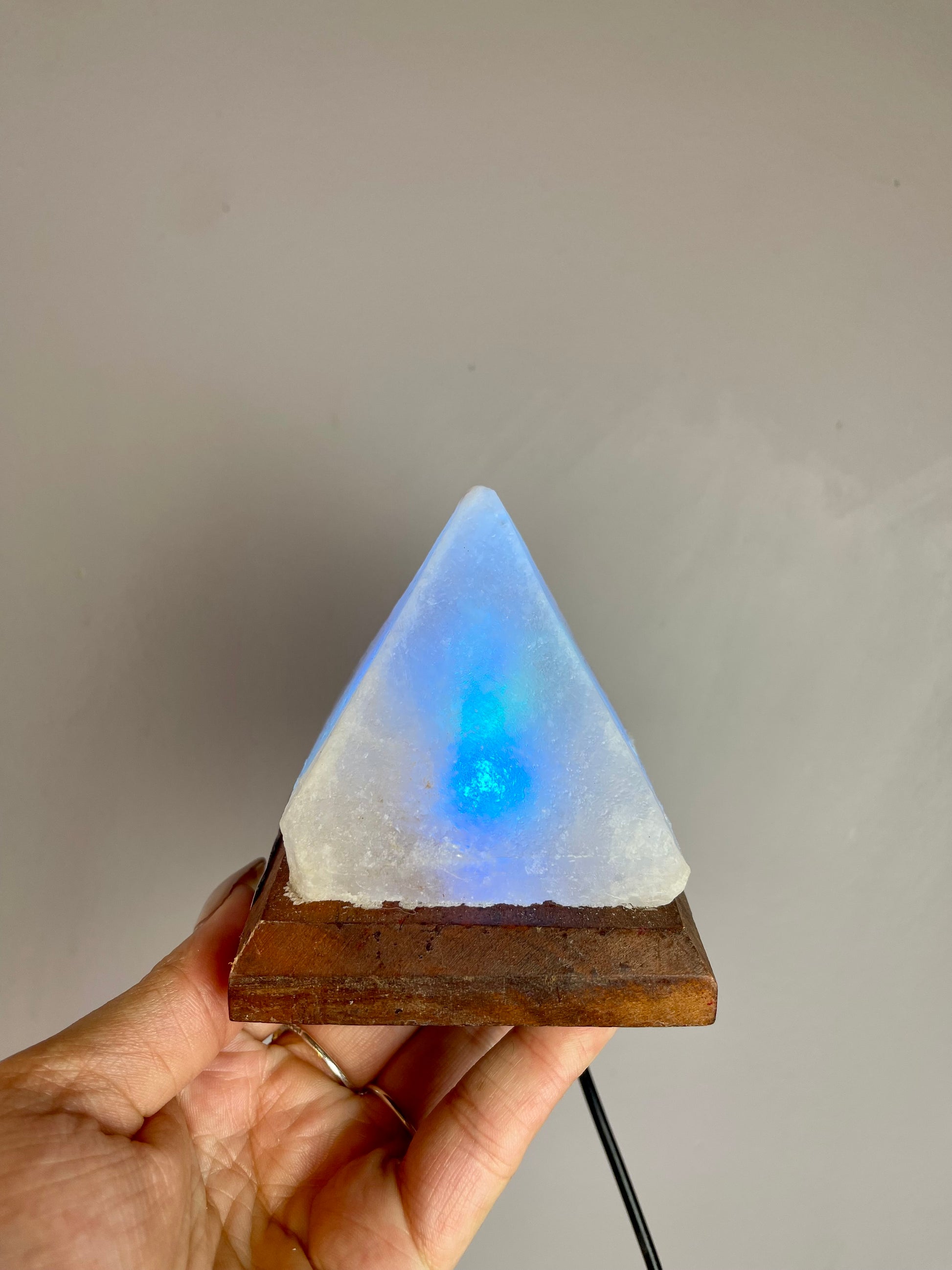 USB Colour Changing Pink Himalayan Salt Lamp - Pyramid