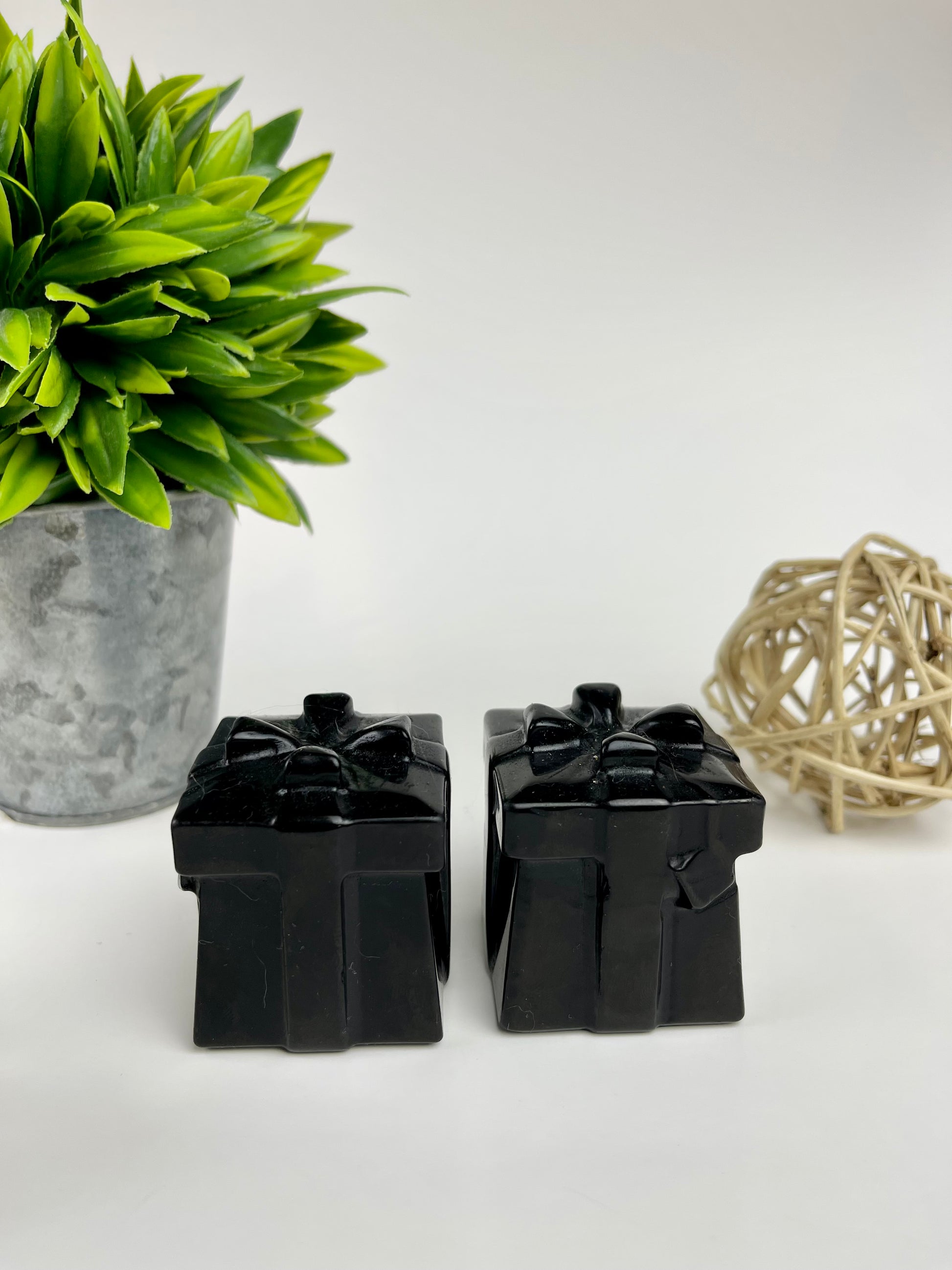 Black Obsidian Christmas Gift Boxes