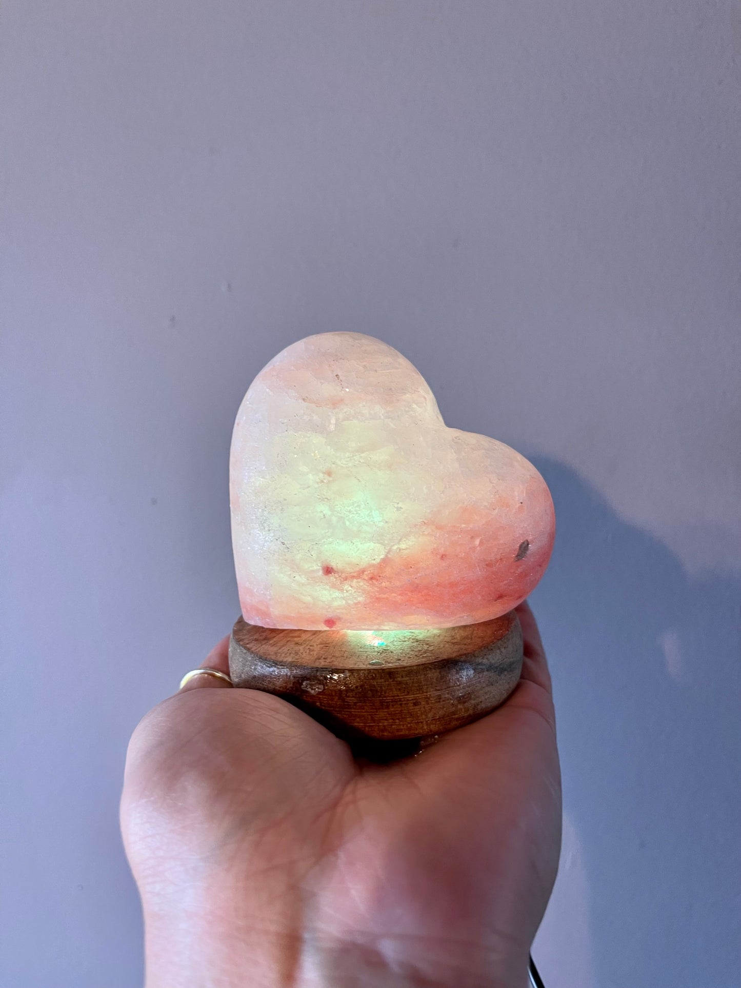 USB Colour Changing Pink Himalayan Salt Lamp - Heart